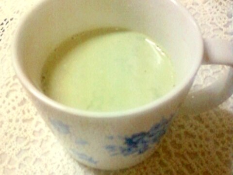 ☆*・練乳スキムミルク入り緑の野菜ジュース☆*:・